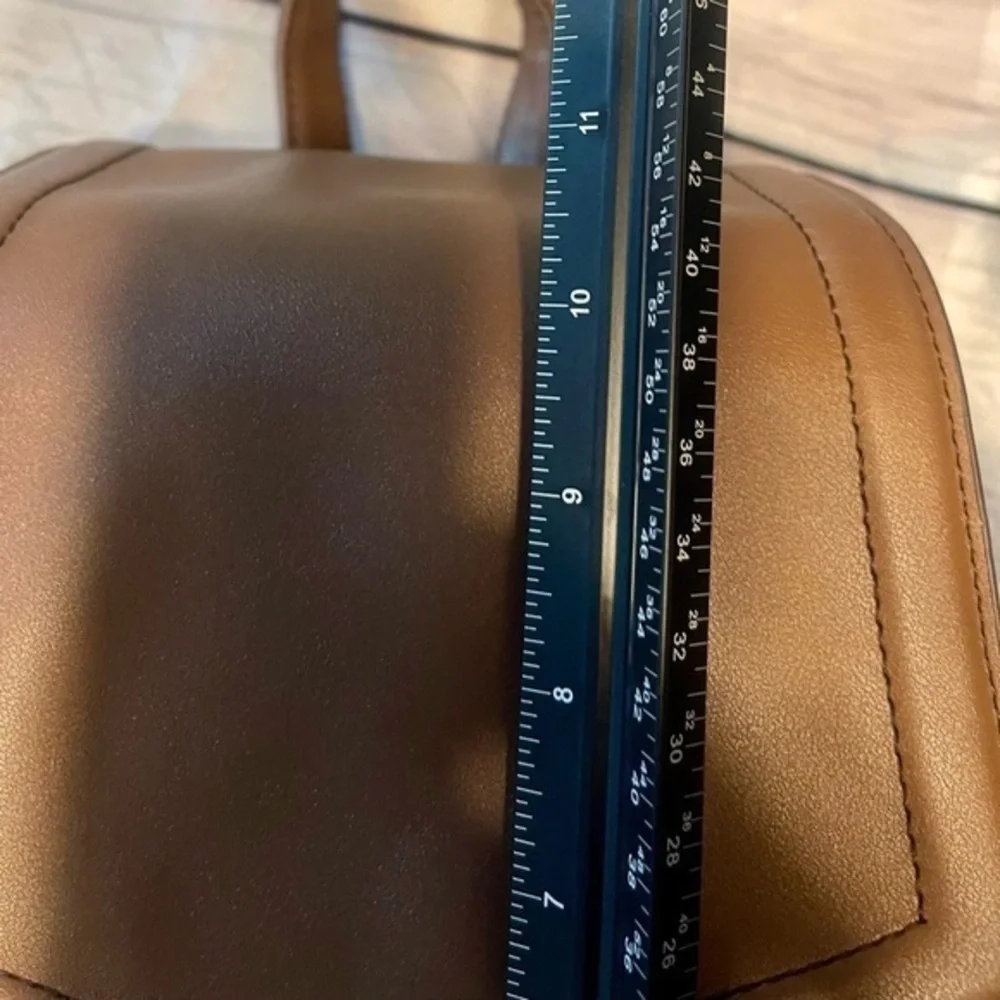 Juicy Couture Modern Chic Medium Macroon Dot Backpack- Brown 🔥EUC🔥 - Picture 15 of 15